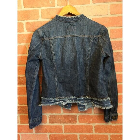 Universal Thread Women's Denim Jacket Button Front Raw Hem Long Sleeve Small - Picture 4 of 5